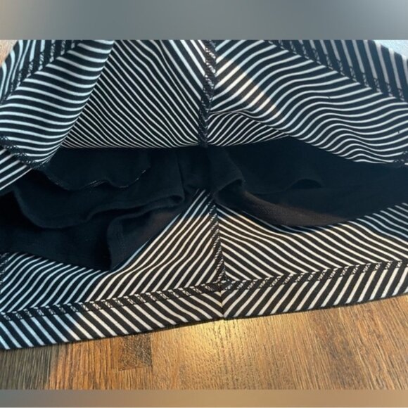 Talbots skort - size SP (small petite) - Picture 5 of 6